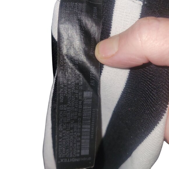 Zara Black & White Striped Knit Top With Long Sleeves & Side Slits - Womens Size - Picture 6 of 7